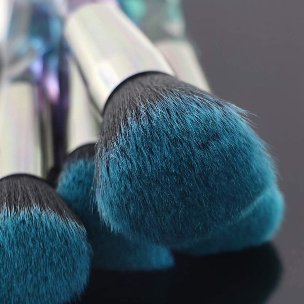 10PCs Professional Cosmetic Brush Set - Picture 3 of 8